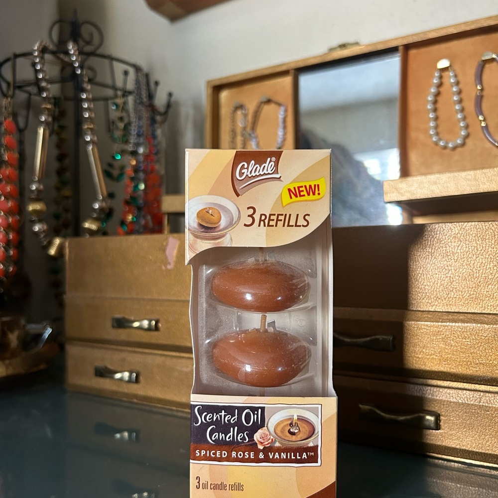 Glade Scented Oil Candles - Spice Rose & Vanilla